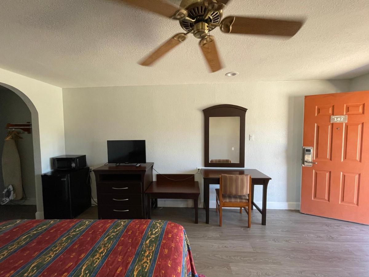 Western Inn West Columbia Ngoại thất bức ảnh